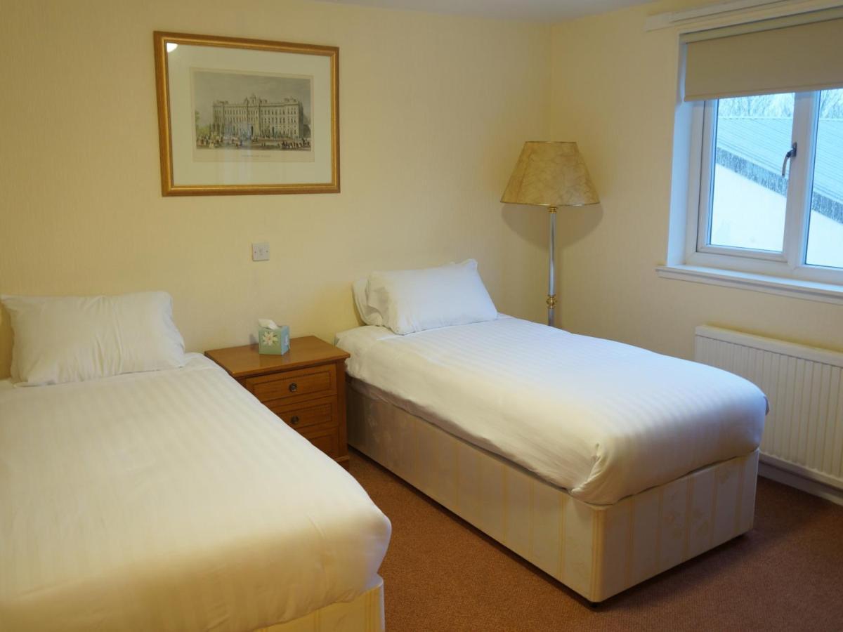 The Corner House Hotel Annan Room photo